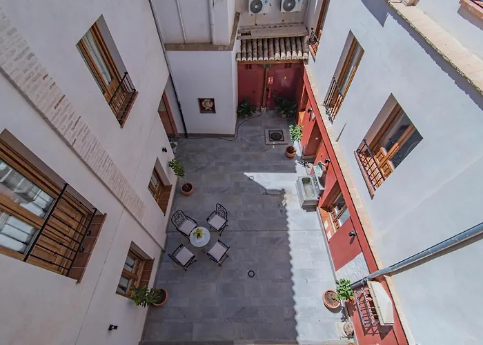 Casa De La Tiña